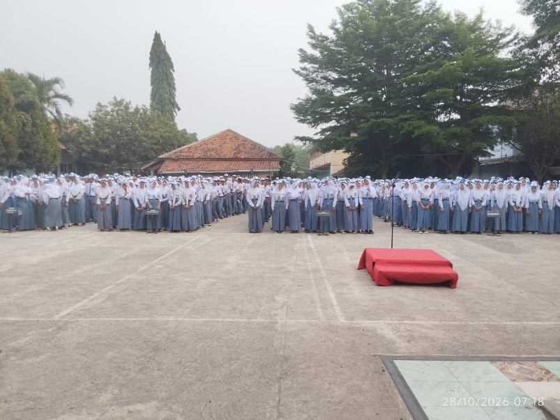 Pelaksanaan upacara Hari Sumpah Pemuda